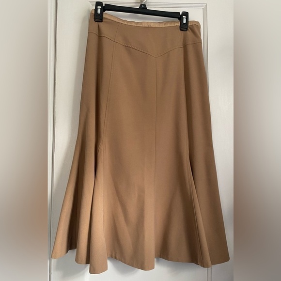Zac & Rachel Brown Fishtail Skirt, Size 6P - Picture 2 of 9
